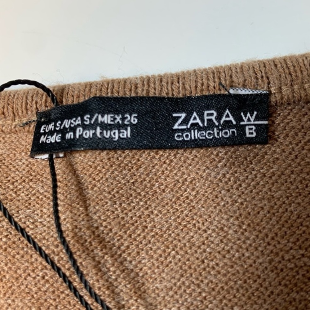 Zara Tan Ruffle-Sleeve Cold Shoulder Sweater Size Small - Picture 10 of 11